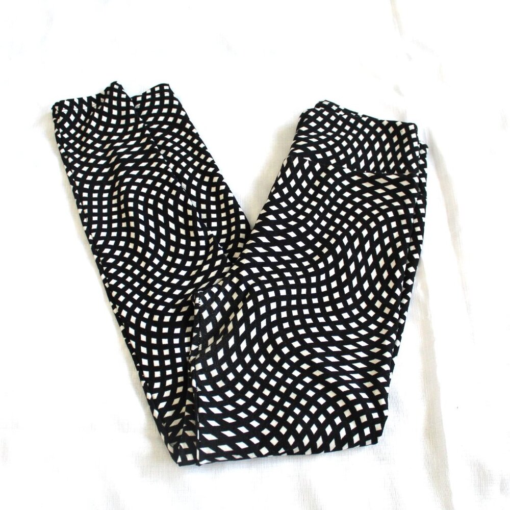 LuLaRoe LLR Leggings One Size OS Black With White Diamond Shapes